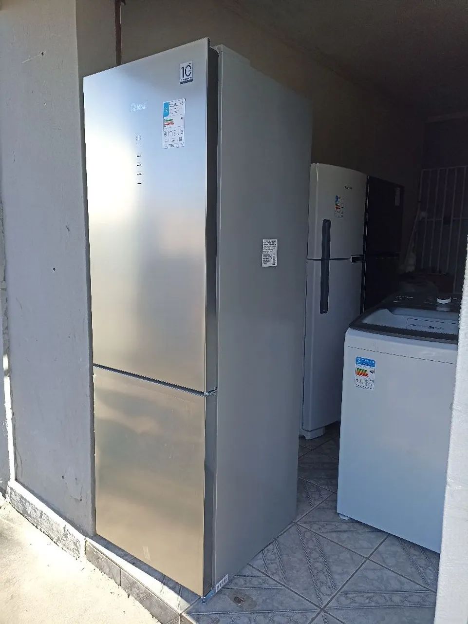 Geladeira Midea 401L totalmente nova - Foto 2