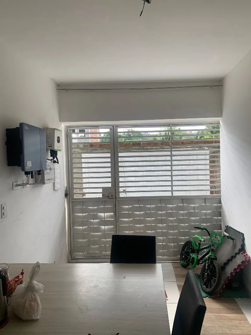 Casa na de segundo andar com placa solar. Imperdível!!!