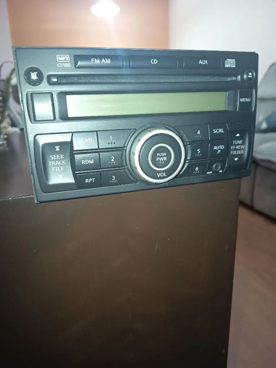Rádio Tiida original 