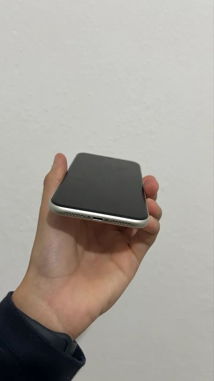 iPhone 11 64gb Branco - Seminovo - Foto 4