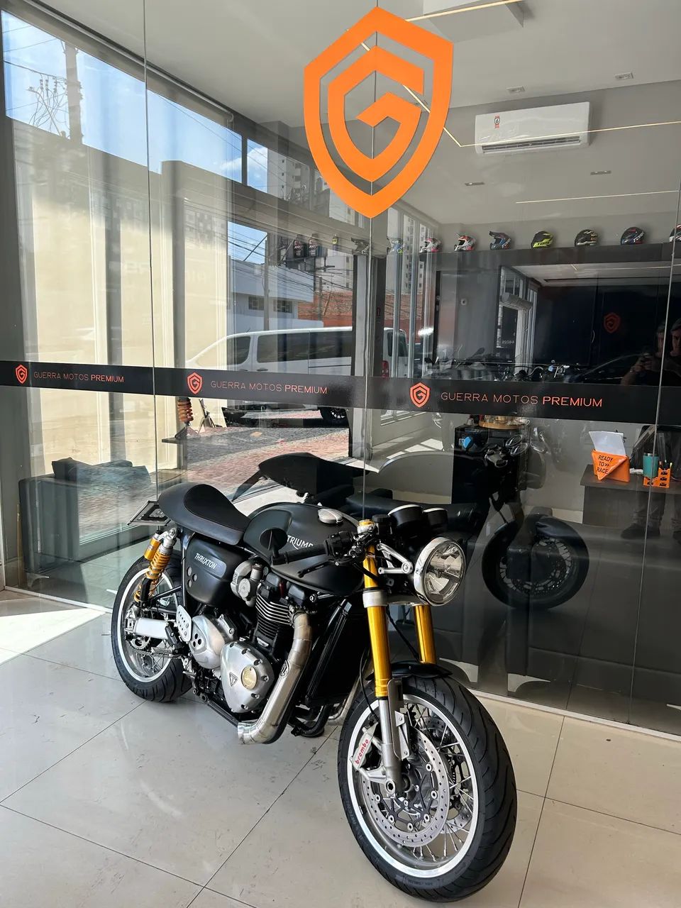 Triumph Thruxton R - Foto 3