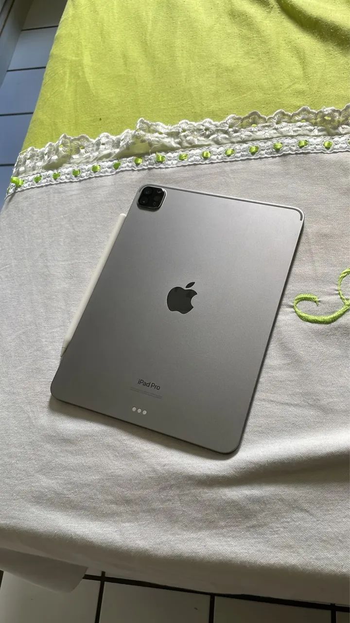 IPAD PRO M2 128GB + Magic Keyboard  - Foto 2