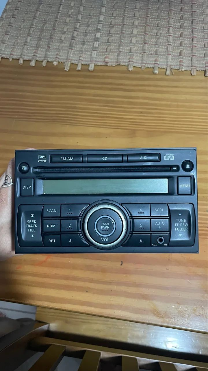 Rádio do Nissan Livina 2012/13