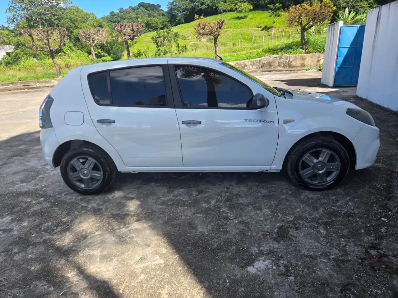 Renault Sandero Expression Hi-flex 1.0 16V 5P 2014 - Foto 2