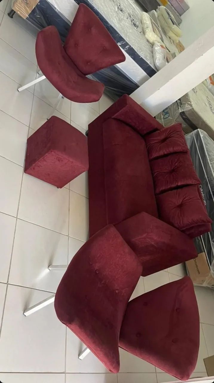 Kit Sofá 3 Lugares com almofadas soltas, 2 Poltronas e um Puff - Entrega Imediata; - Foto 4