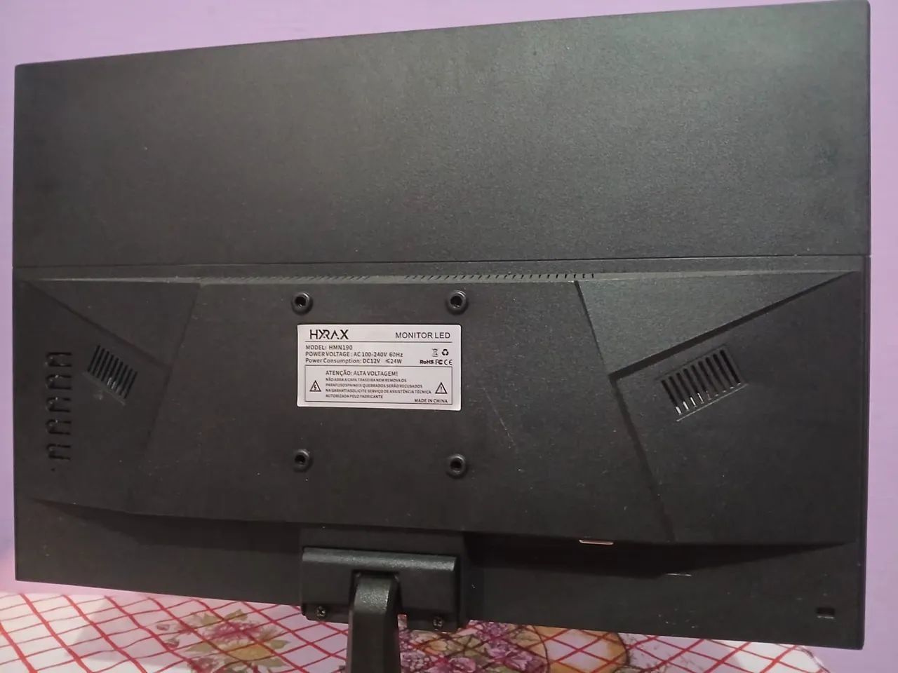 Monitor Hyrax HMN190, um modelo LED com tela de 19 - Foto 3