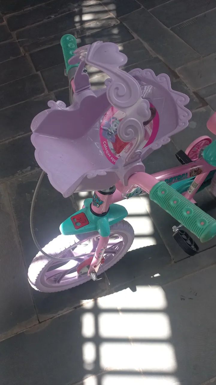 Bicicleta infantil aro 12 - Foto 2