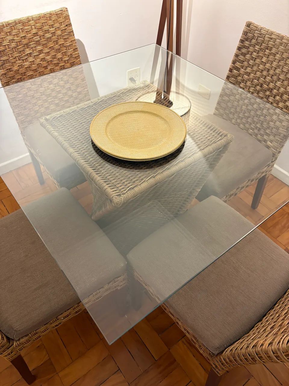 Mesa de Jantar com Cadeiras em Rattan - Foto 2