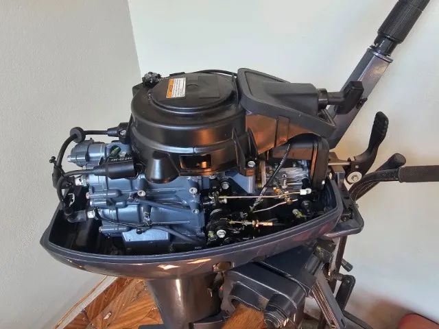 Vendo Motor de Popa Yamaha 15HP - Foto 3
