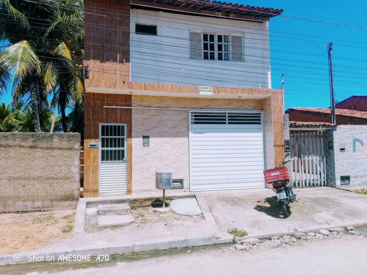 Casa com suítes privativas a beira mar