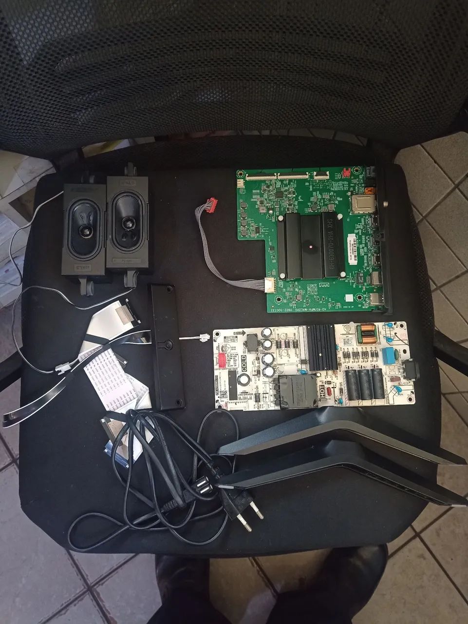 Placa principal e fonte Tv Smart Semp Tcl 50P635. - Foto 6