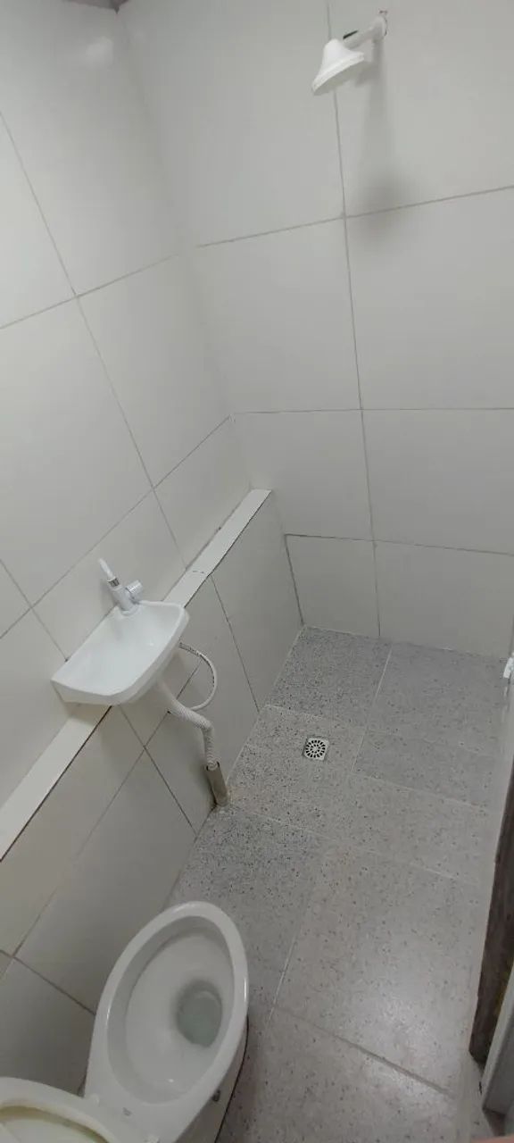 ALUGO APTO 2QTS INCLUSO ÁGUA, ENERGIA E INTERNET - Foto 3