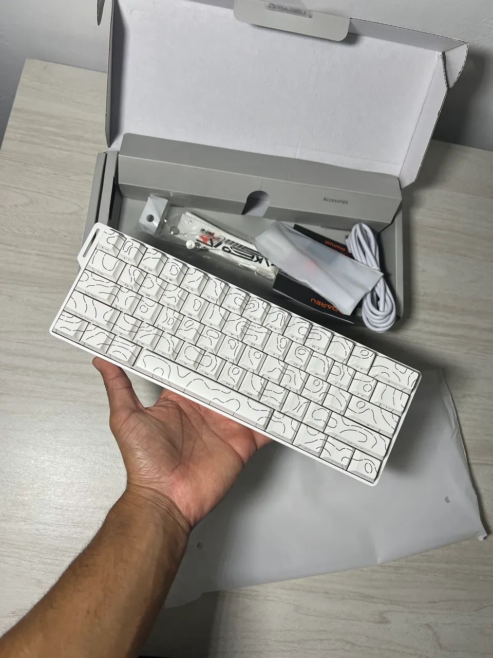 TECLADO MAGNÉTICO DAREU COOL60 - NOVO