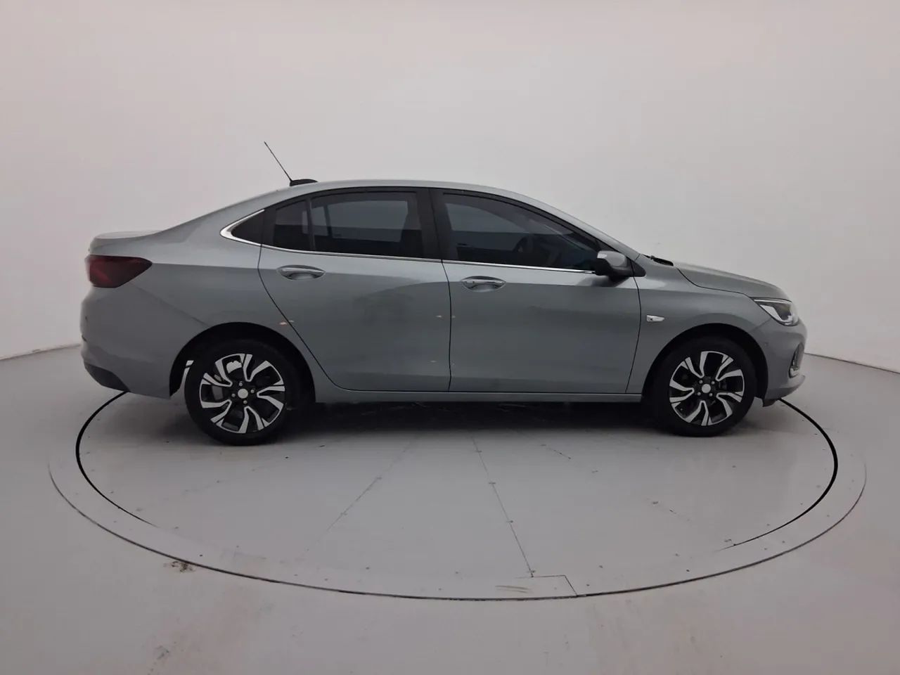 Chevrolet Onix Sedan Plus Premier 1.0 12V TB Flex Aut. 4P, foto 6 de 18