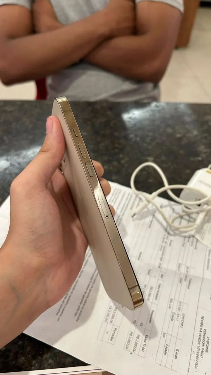 Iphone 12 pro max com nota fiscal  - Foto 2