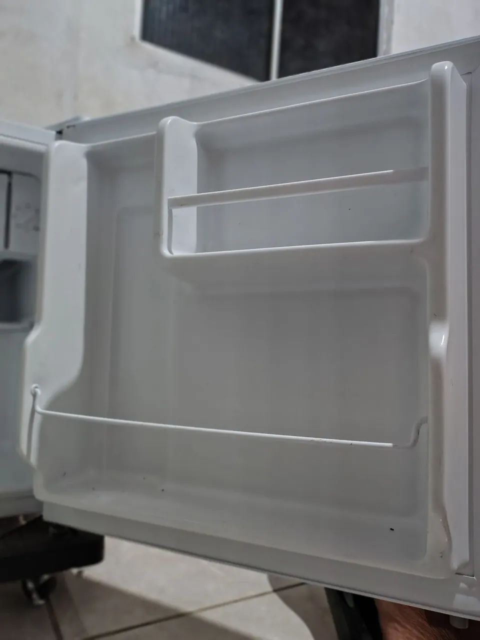 Frigobar Midea 45L - Foto 4