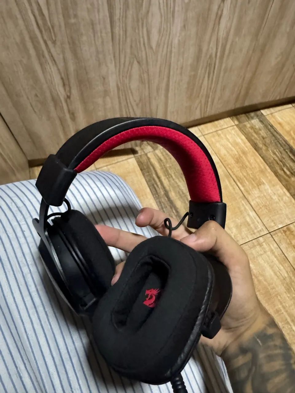 Fone Red dragon Zeus pro  - Foto 3