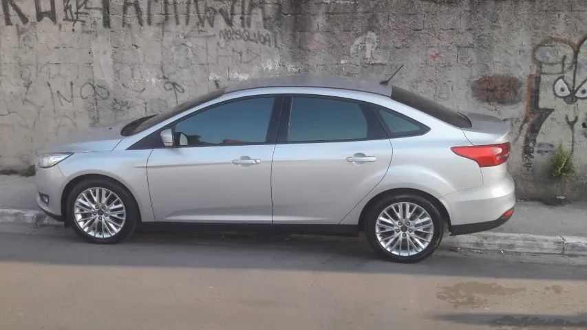 Ford Focus Fastback Se/se Plus 2.0 Flex Aut. 2017 - Foto 3
