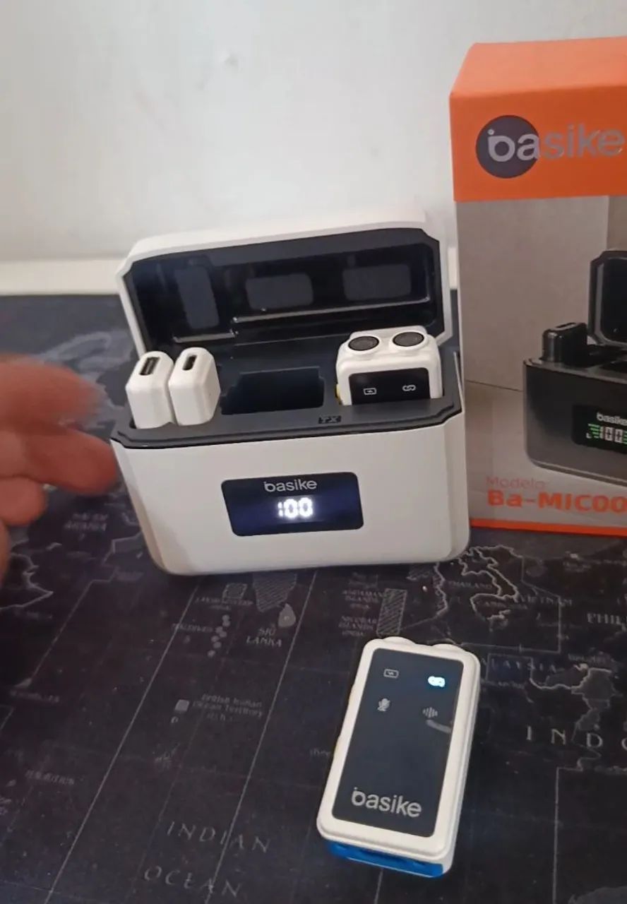 Microfone de lapela duplo Basike com conector USB-C e lightning  / PREÇO IMPERDÍVEL  - Foto 2