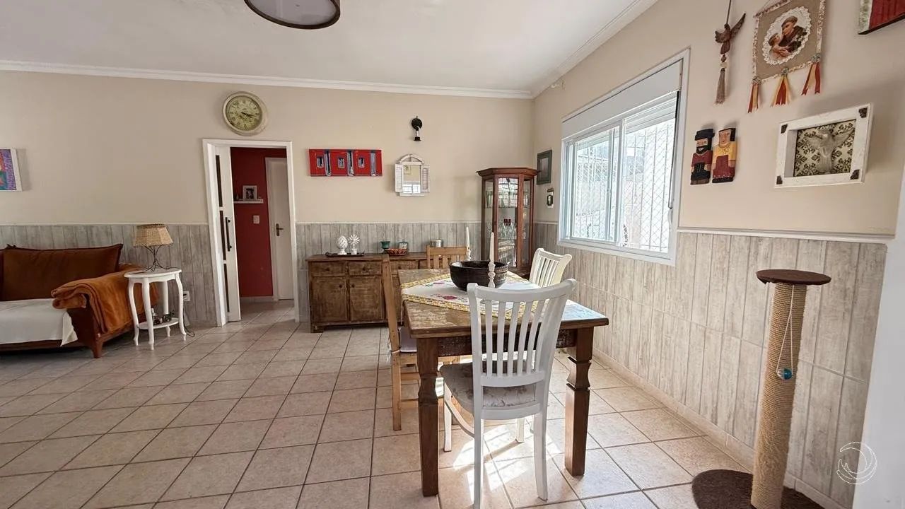 Casa residencial com 3 quartos em Sambaqui - Foto 5
