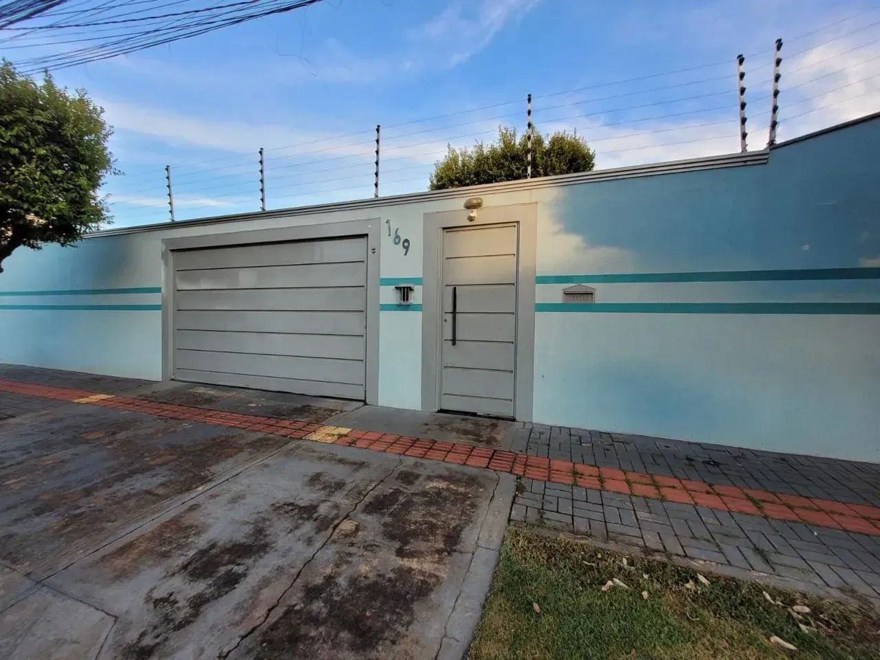 Excelente casa terrea a venda no Jd Leblon