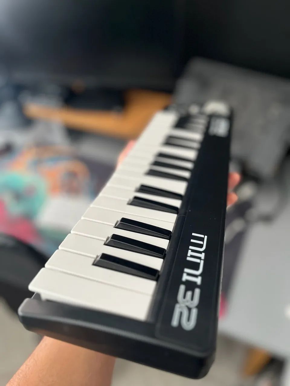 AMW 32 MIDI Controller64985868103682121