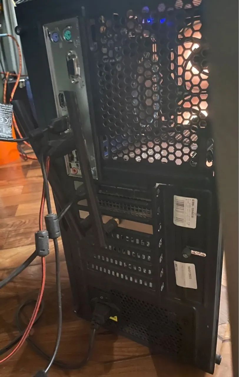 CPU: 12th Gen Intel Core i7-12700f - Foto 3