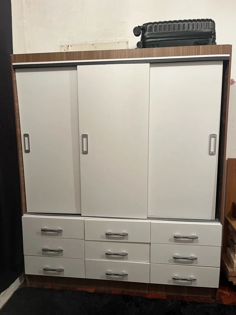 GUARDA-ROUPA DE SOLTEIRO 