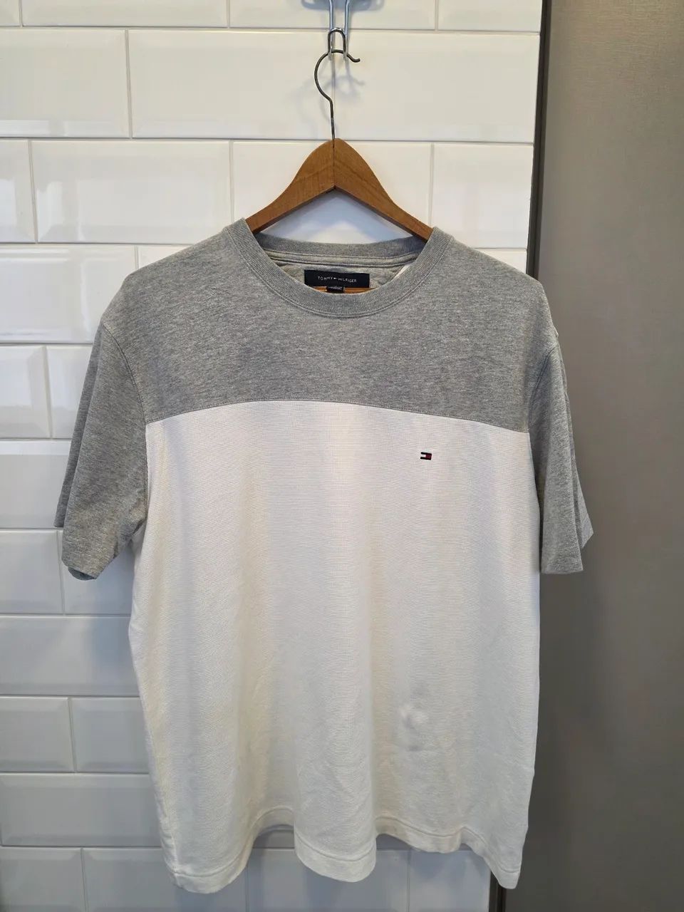 Camiseta Tommy Hilfiger - Foto 4