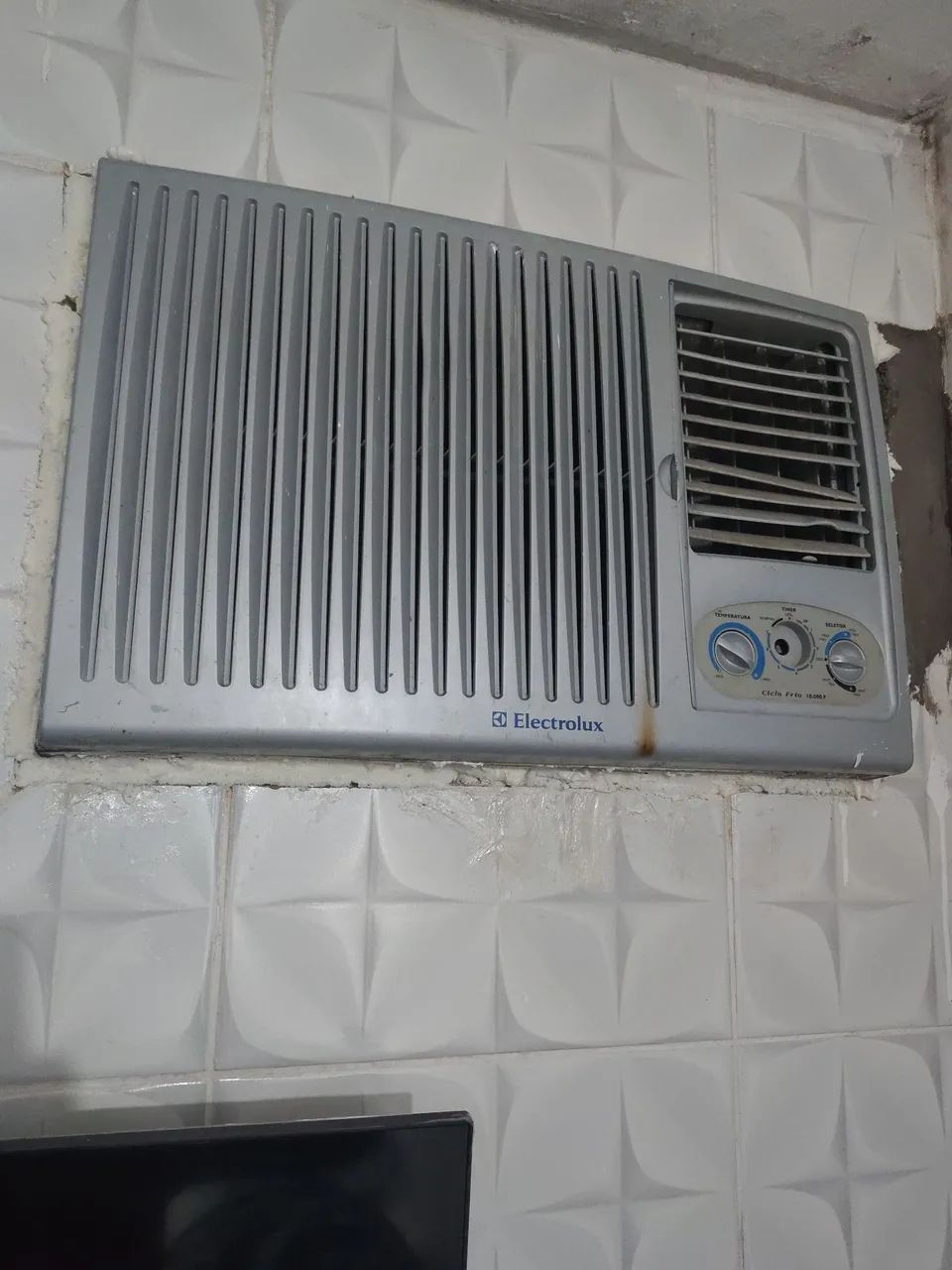 Ar-condicionado 10.000.btus de Janela 127v - Foto 2