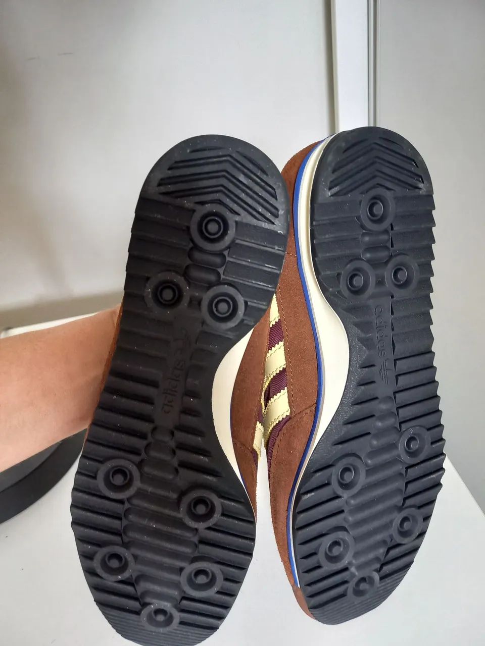 Tênis Adidas 36 - Foto 2