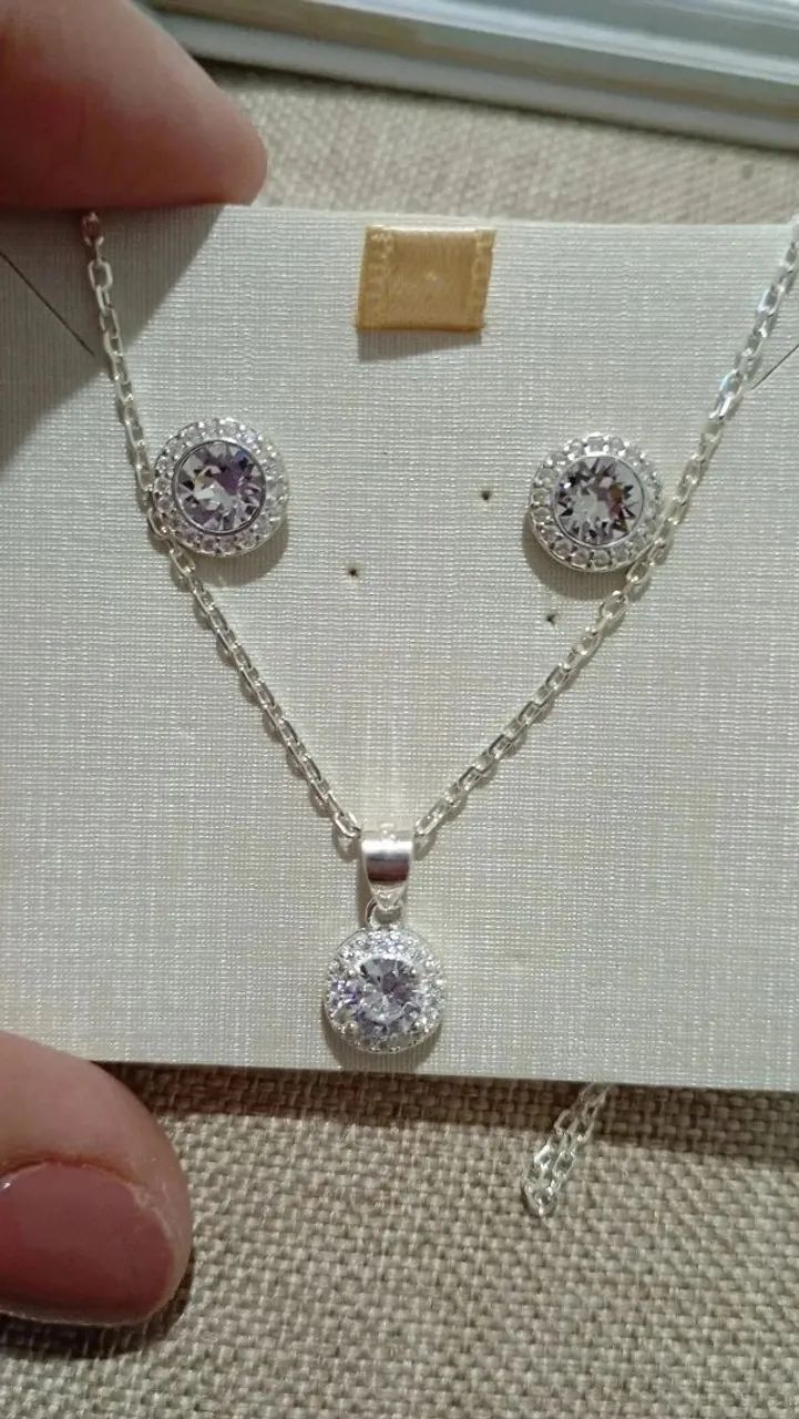Conjunto de Swarovski em prata 925