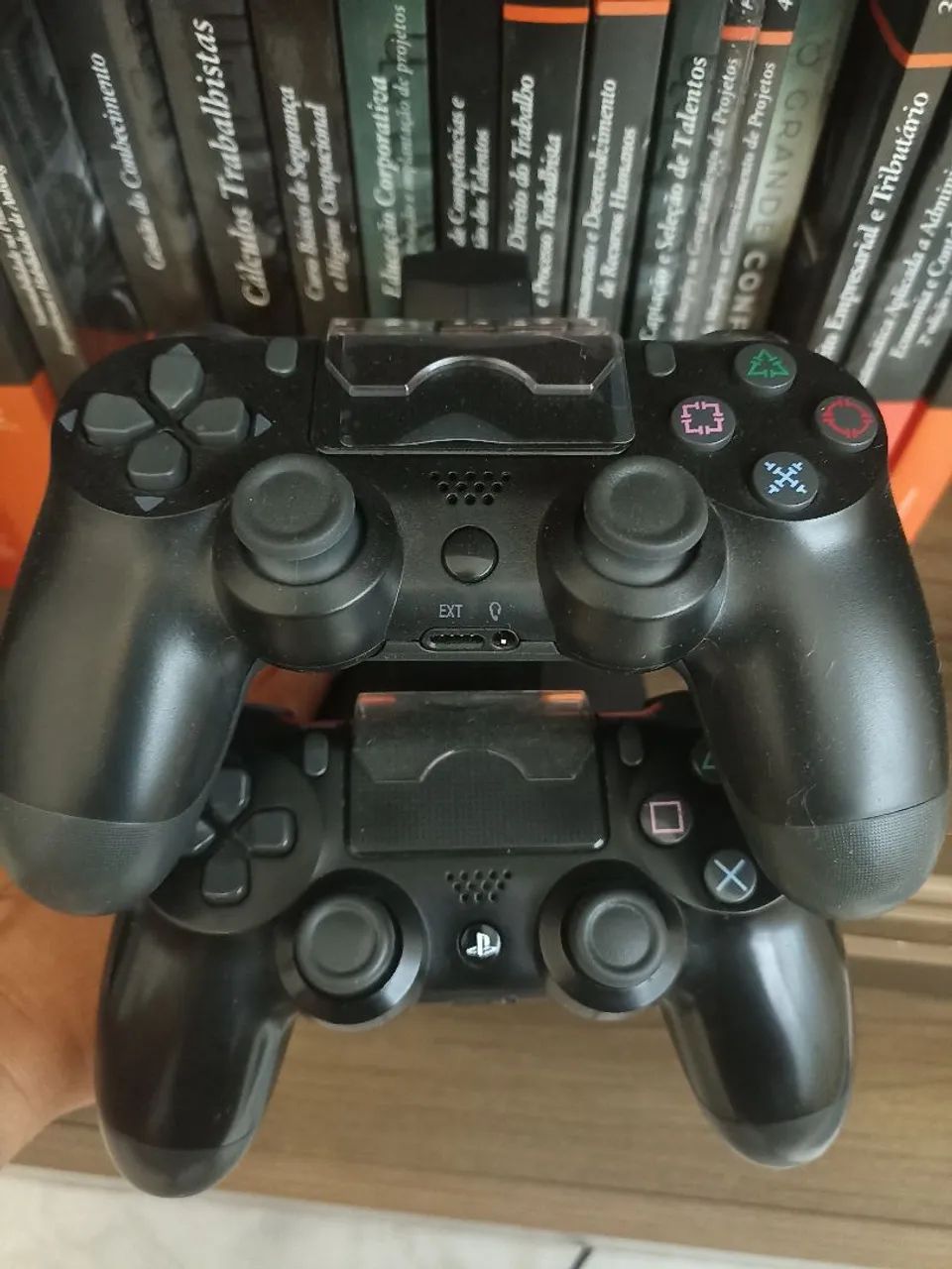 Vendo ps4 DESBLOQUEADO  - Foto 2