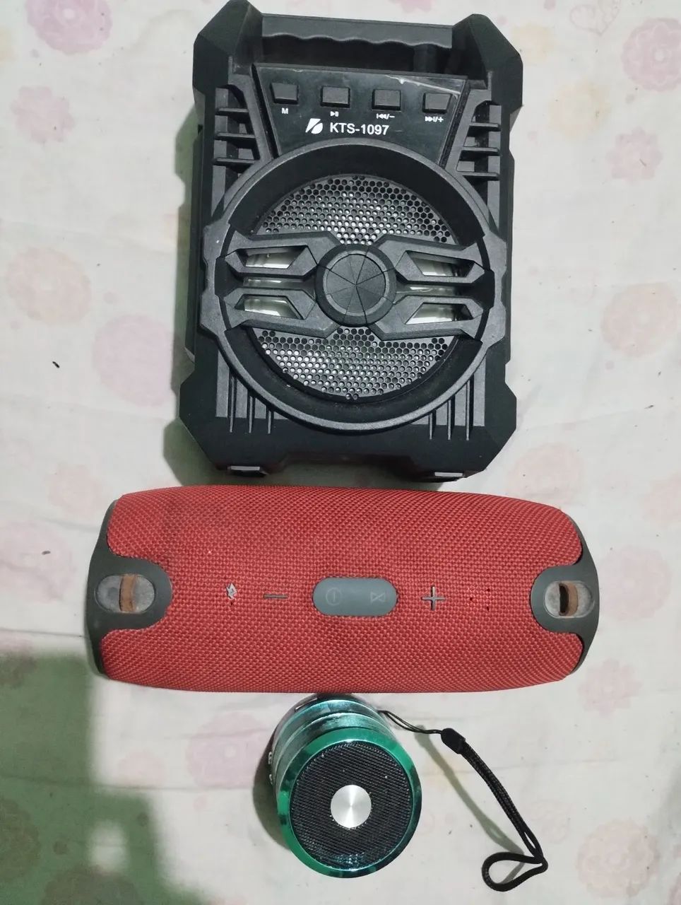 Caixas de som JBL Aceito trocas - Foto 2