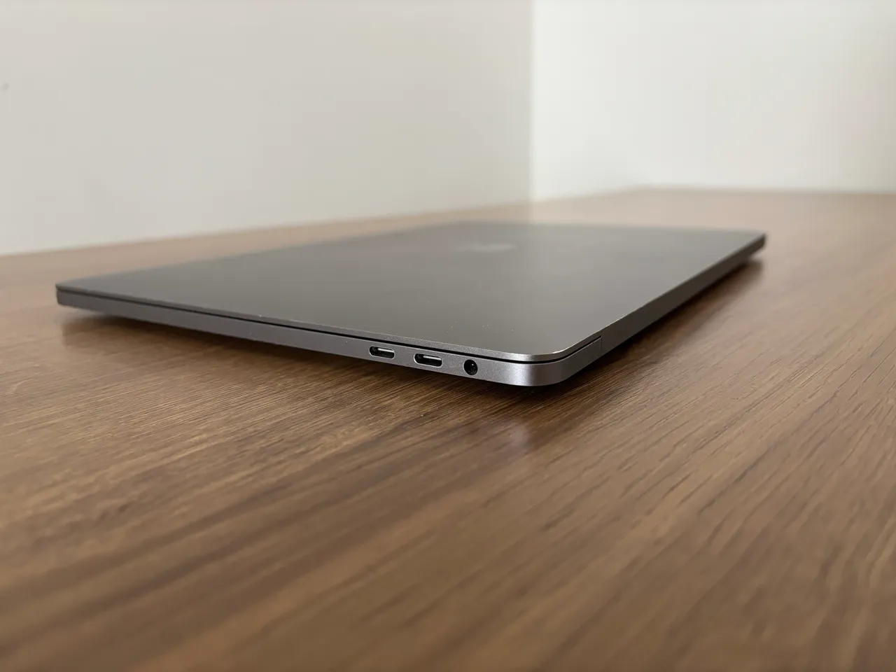 macbook pro 13 2019