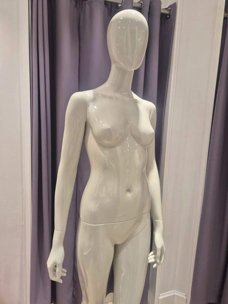 Manequim feminino  - Foto 2