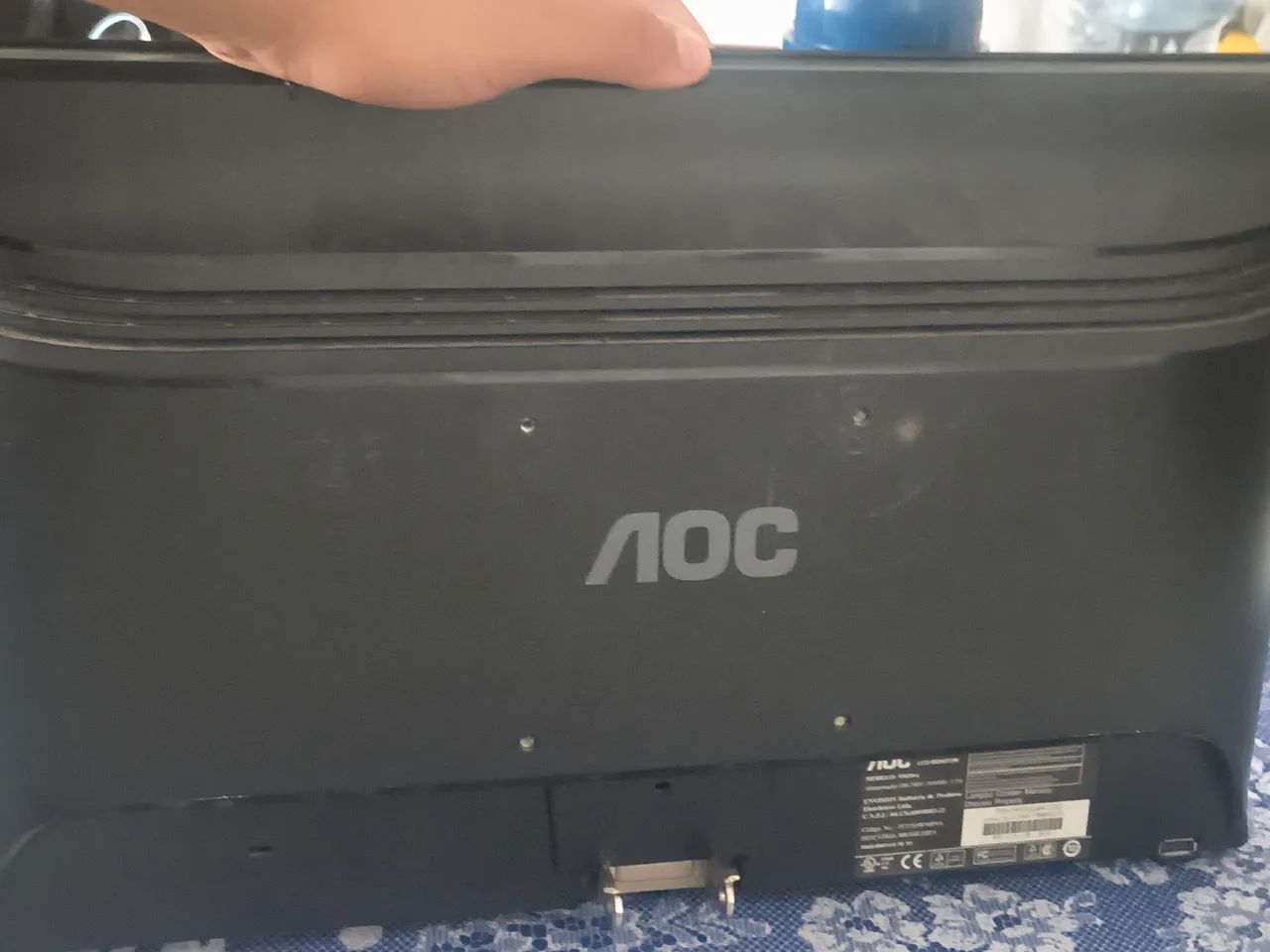 Monito AOC 60HZ - Foto 2