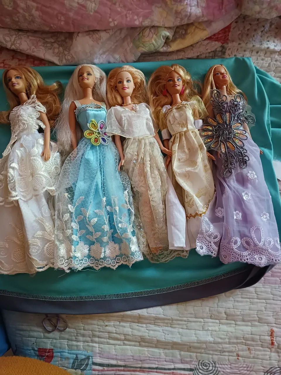 Lote de barbies  antigas. 