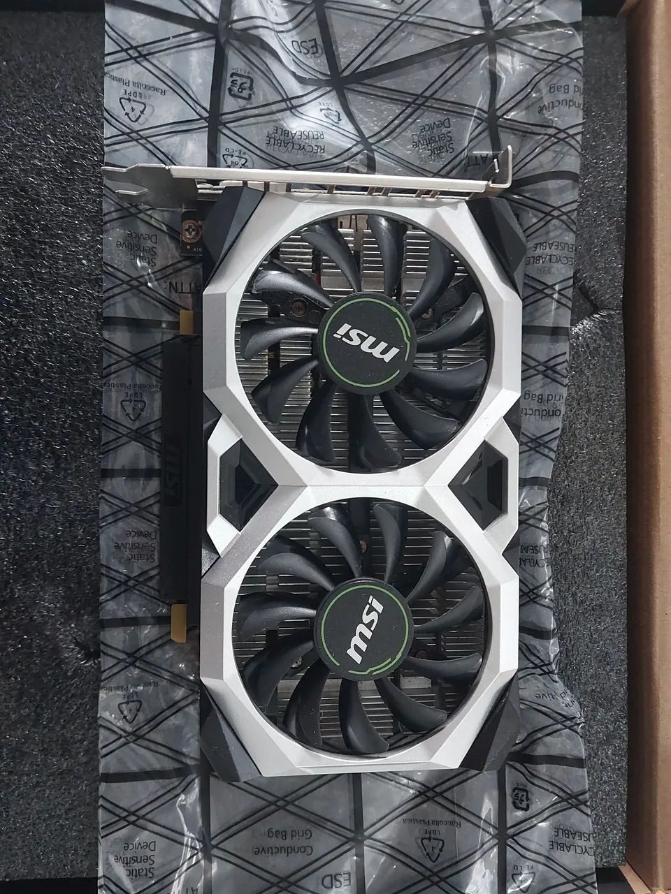 GTX 1650 MSI - Foto 2