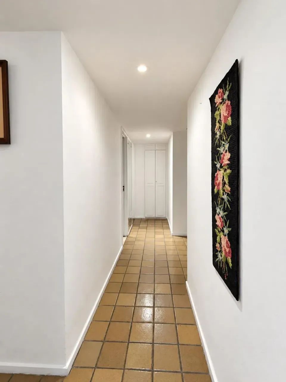 APARTAMENTO 04 QUARTOS SENDO 01 SUÍTE 176m² - Foto 4