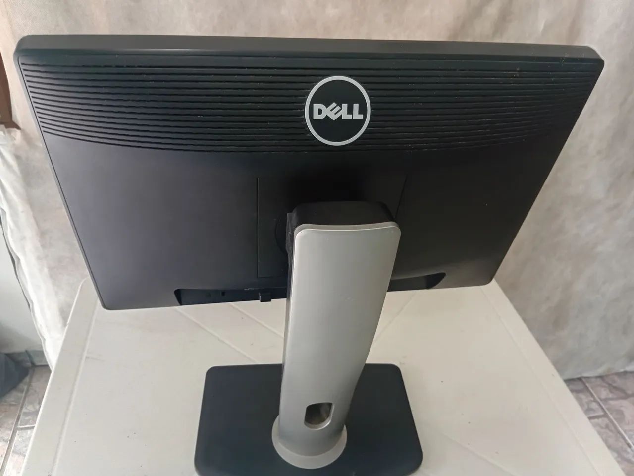 Monitor Dell  - Foto 4