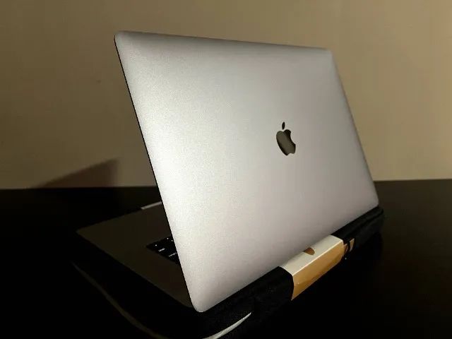 MacBook Pro 15" 2019 Core i9 - Foto 4