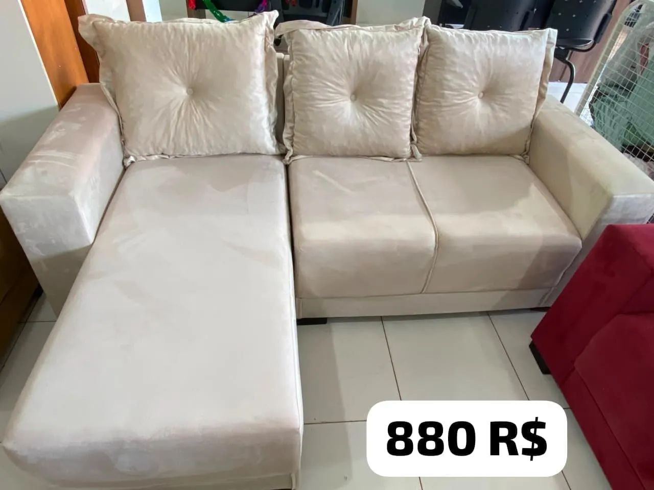 SOFÁS 2 LUGARES COM CHAISE NOVOS  - Foto 4