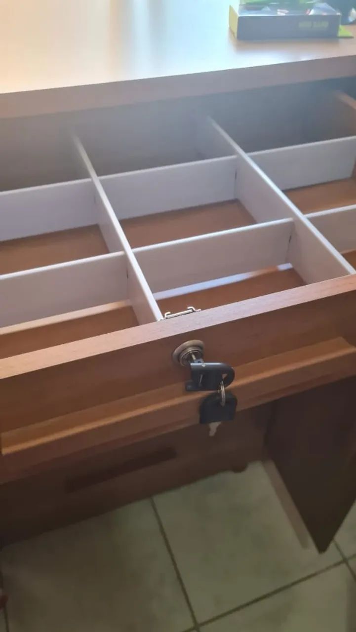Cômoda em MDF pouco usada - Foto 5
