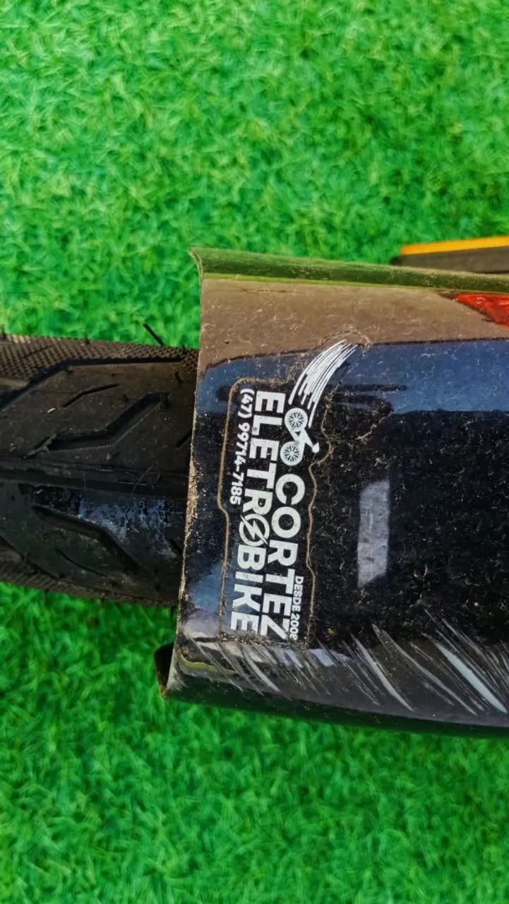 Scooter Elétrica EKO7 com carregador, em bom estado de conservação e funcionando. - Foto 3