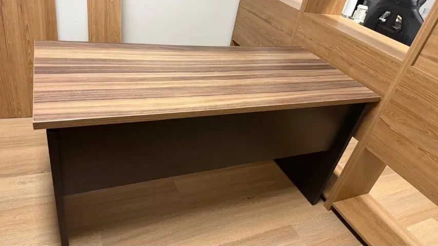 Mesa Escritório com 2 Gavetas