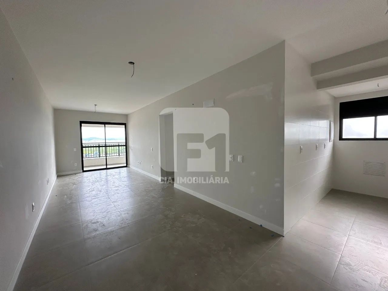 Apartamento com 3 dormitórios no Saco Grande - Foto 5