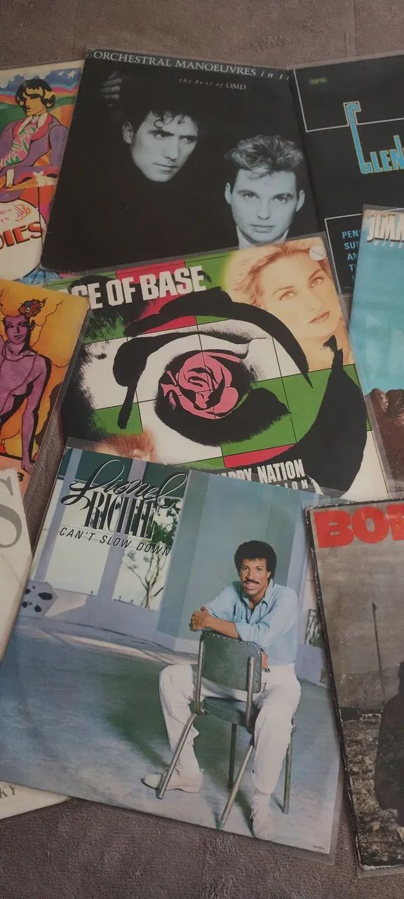 Lote de discos LP vinil internacionais bem cuidados - Foto 3