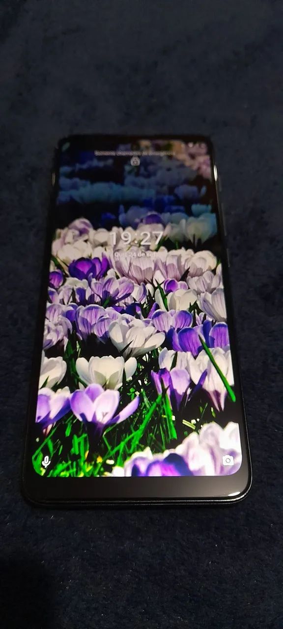 Celular Moto E40