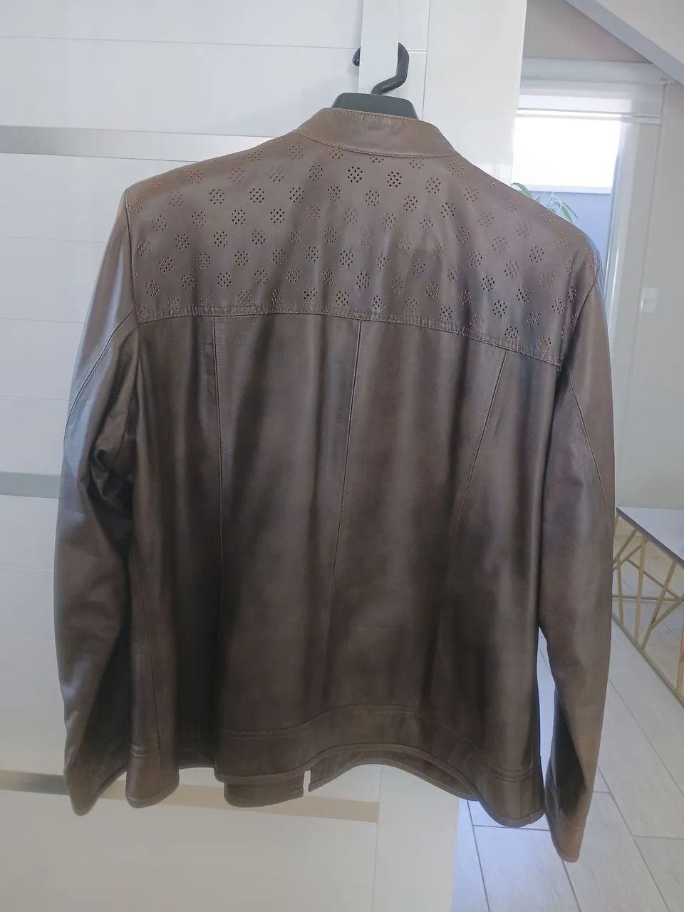 Vendo linda jaqueta de couro plus size - Foto 3